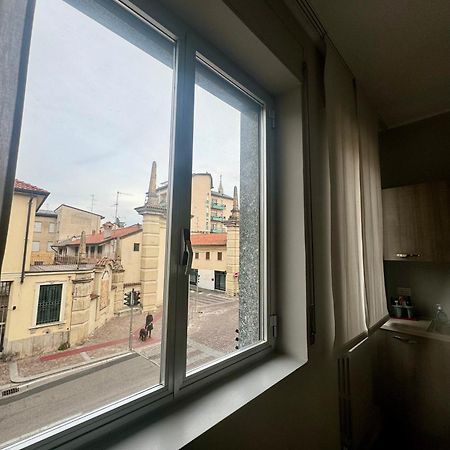 Casa Tito - Accogliente Monolocale A Due Passi Dalla Stazione Чезано-Мадерно Екстер'єр фото